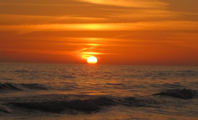 Beach Memories – 1 Br, Amazing  Beachfront View
